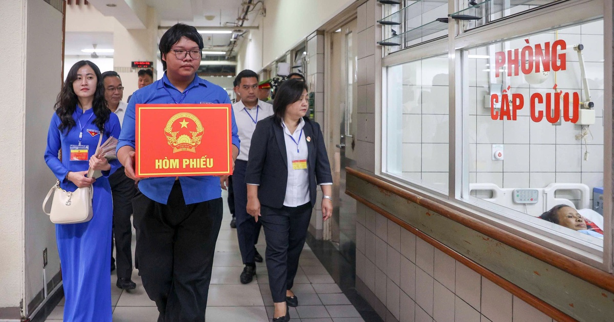 Những lá phiếu đặc biệt trong ngày hội bầu cử toàn dân