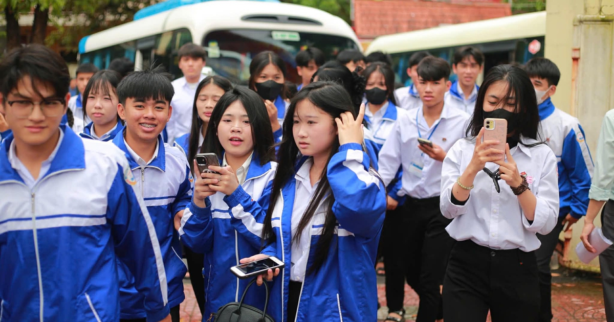 Lưu ý về điểm sàn xét tuyển khối ngành sức khỏe năm 2026