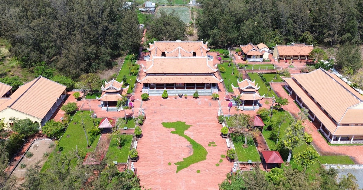 Ngôi chùa bằng gỗ, đá sát biển Ba Động: Kiến trúc khiến nhiều người ngỡ ngàng