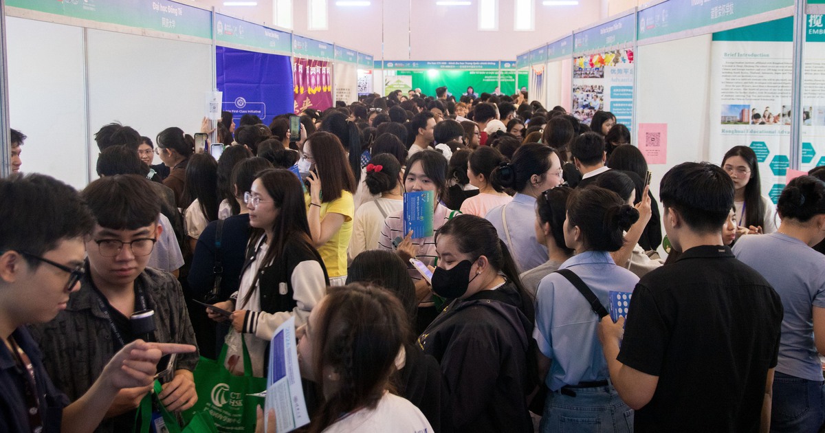 Giải mã 'cơn sốt' du học Trung Quốc của người Việt