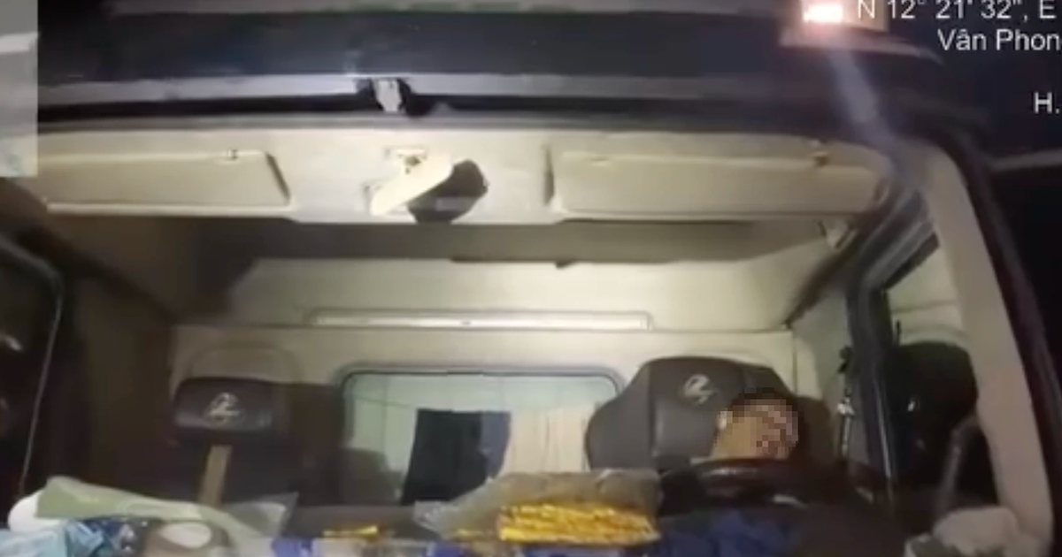 CSGT phạt nguội 60 xe dừng, đỗ sai quy định trên cao tốc TP.HCM - Vân Phong