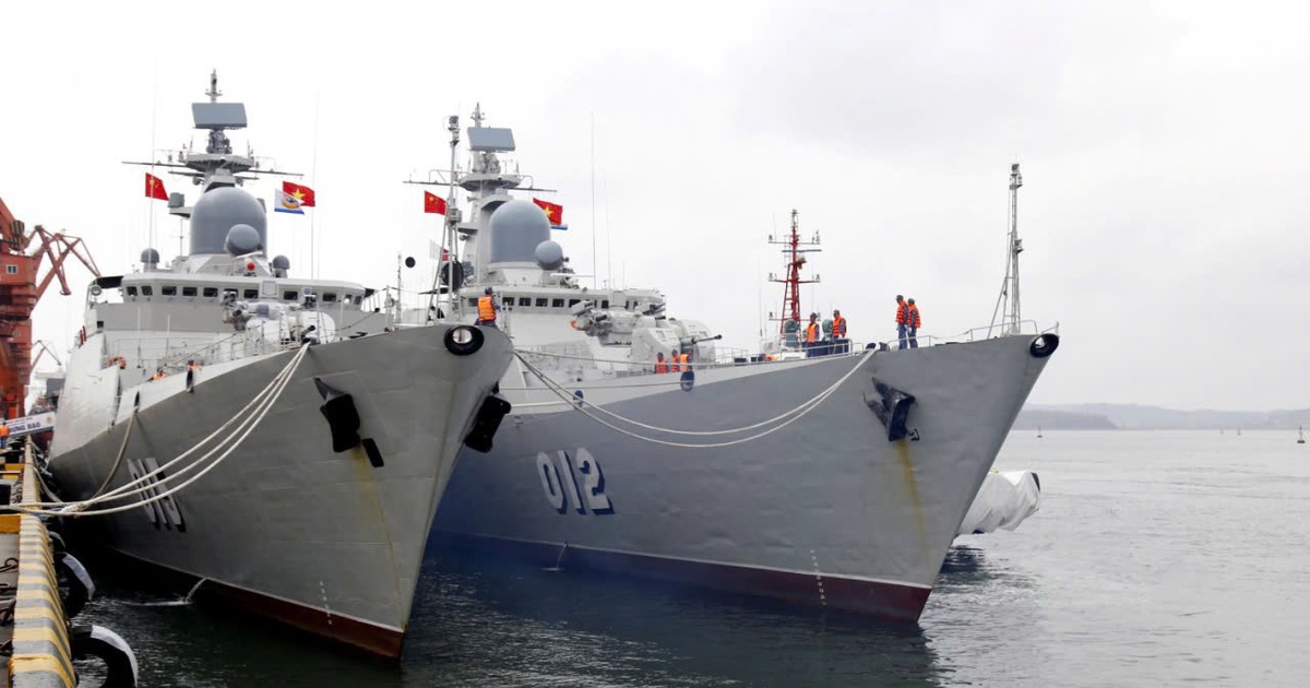 2 tàu hộ vệ tên lửa Trần Hưng Đạo, Lý Thái Tổ cập cảng Trung Quốc