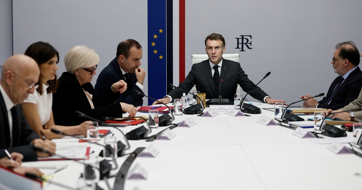 Cuộc chơi rủi ro của Tổng thống Pháp ở Trung Đông