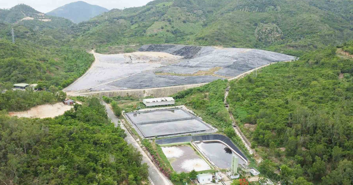 Bãi rác vẫn gây ô nhiễm sau hơn 10 năm đóng cửa