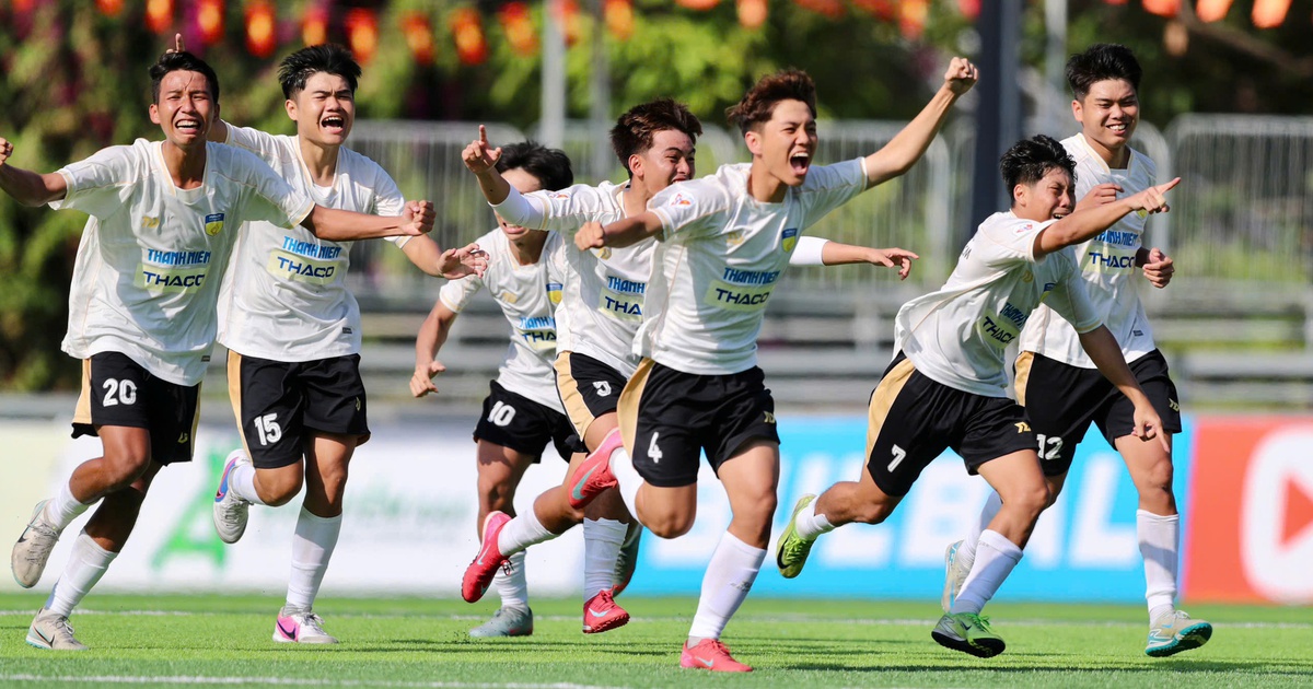 Trường ĐH Công nghệ TP.HCM tái hiện hành trình đội tuyển Việt Nam ở Asian Cup 2019