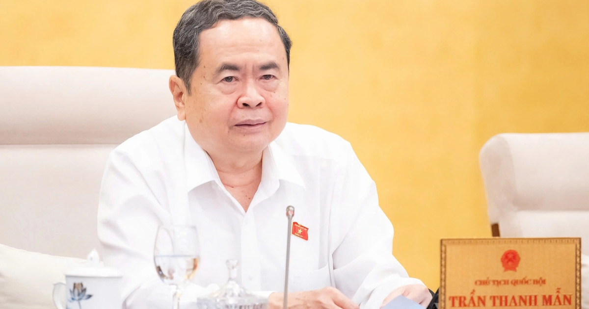 Làm rõ vai trò của đại sứ, tránh tình trạng 'trống đánh xuôi, kèn thổi ngược'