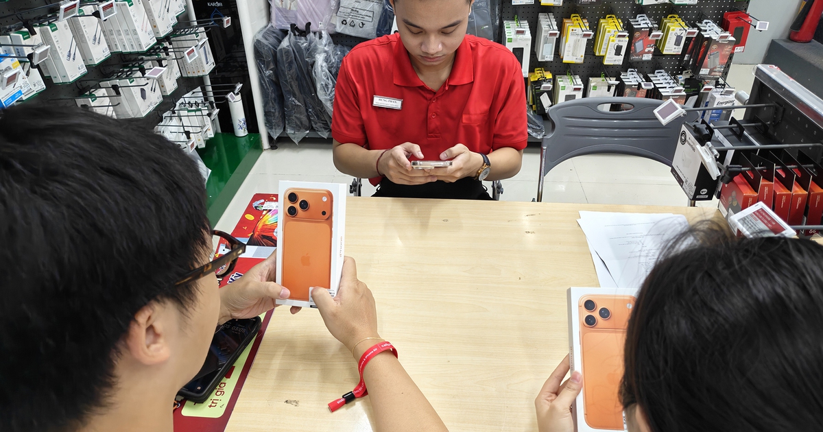 Mẫu iPhone duy nhất giữ vững giá sau 6 tháng mở bán