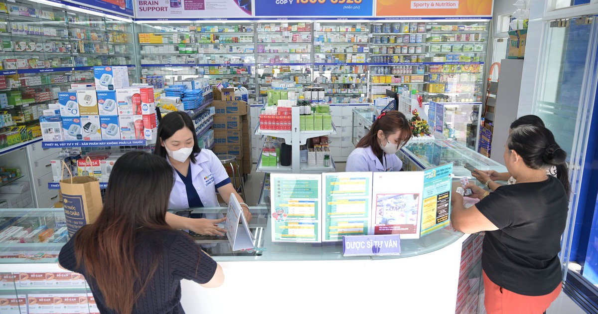 Chủ động kiểm soát lượng và giá thuốc tây trước bão xăng dầu