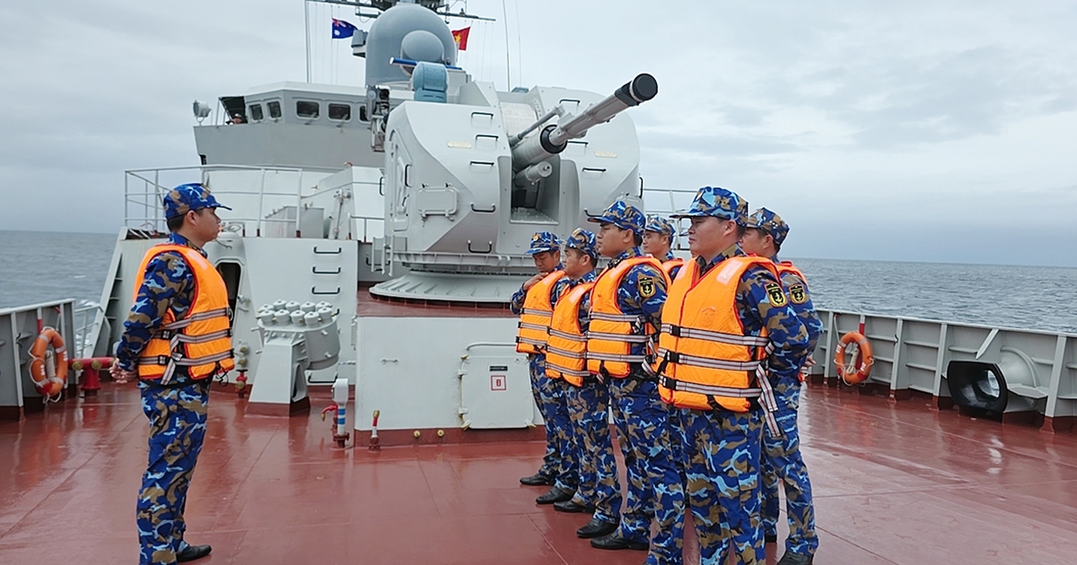 Tàu hộ vệ tên lửa Quang Trung đến Jervis, sẵn sàng cho duyệt binh tàu quốc tế