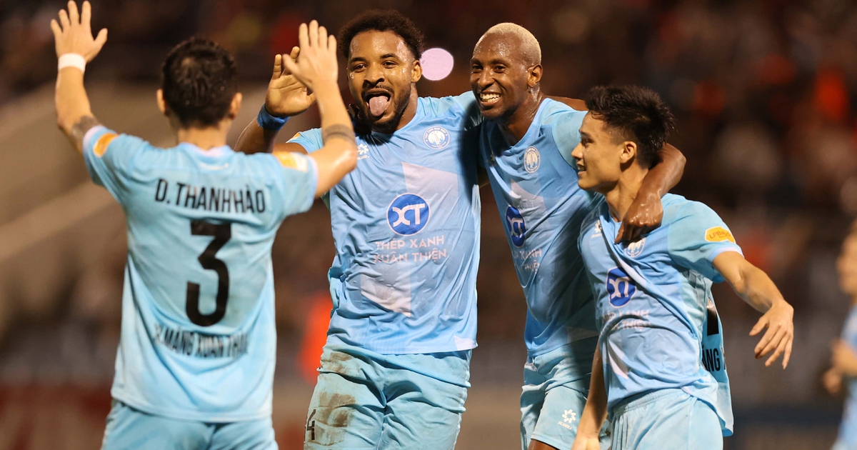 Xuân Son tỏa sáng, Nam Định thắng hú vía Đà Nẵng: Giành vé vào bán kết Cúp quốc gia