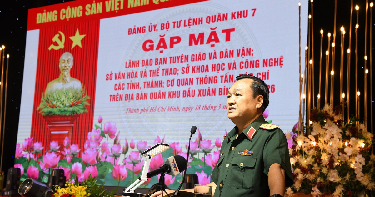 Quân khu 7 đề nghị báo chí tăng cường tuyên truyền sâu, phản bác tin giả