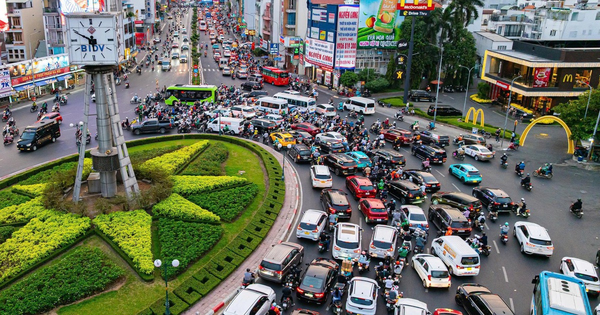 Sở Xây dựng TP.HCM nói gì về tháo dỡ vòng xoay Điện Biên Phủ?