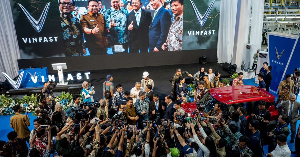 Xe điện lội ngược dòng giữa bão nhiên liệu