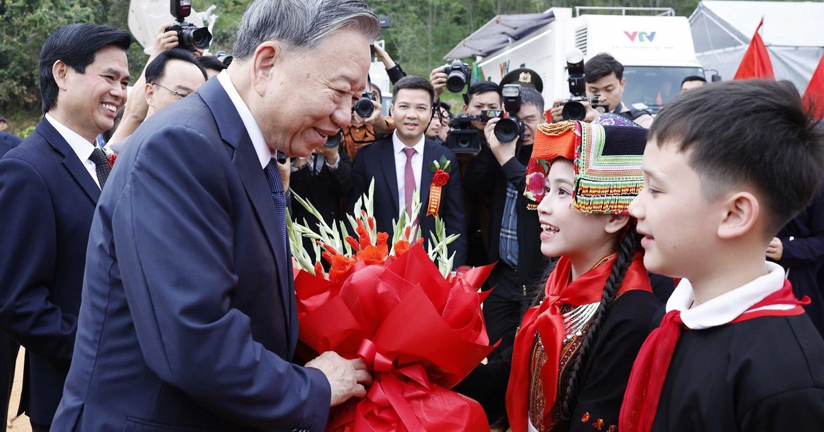 Tổng Bí thư: Nhà trường phải thực sự trở thành 'ngôi nhà thứ hai' ấm áp