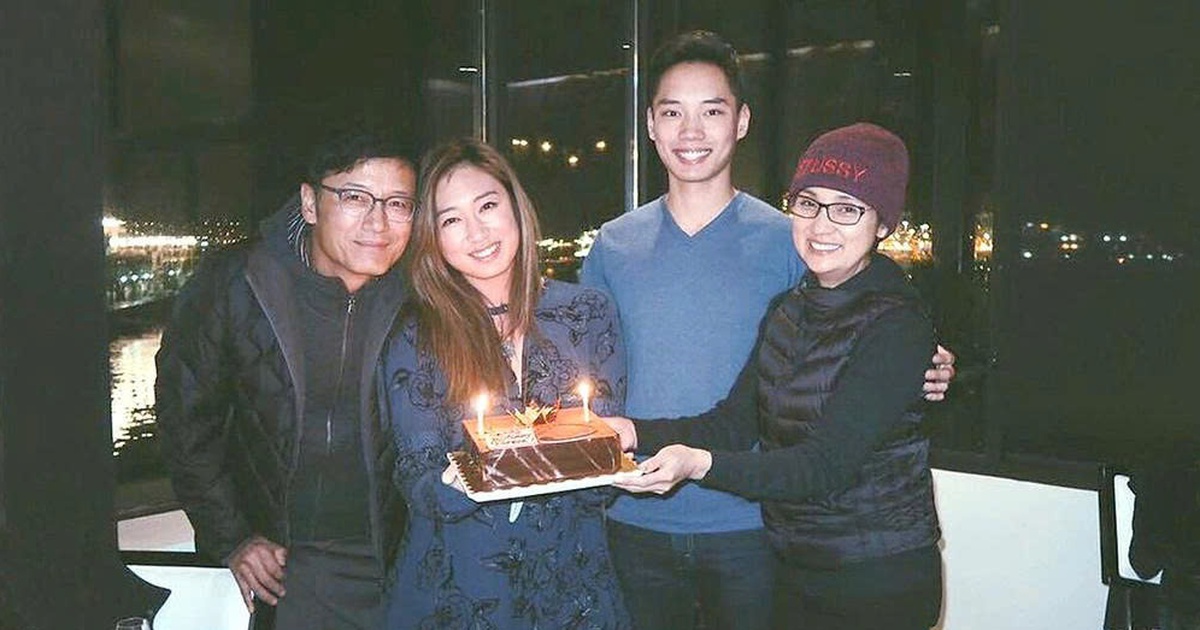 Hôn nhân bền chặt 36 năm của 'hổ tướng' Miêu Kiều Vỹ và vợ minh tinh