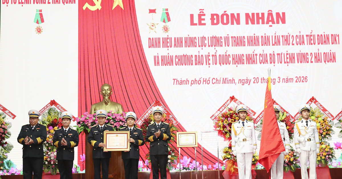 Vùng 2 Hải quân đón nhận danh hiệu Anh hùng LLVT nhân dân lần thứ 2