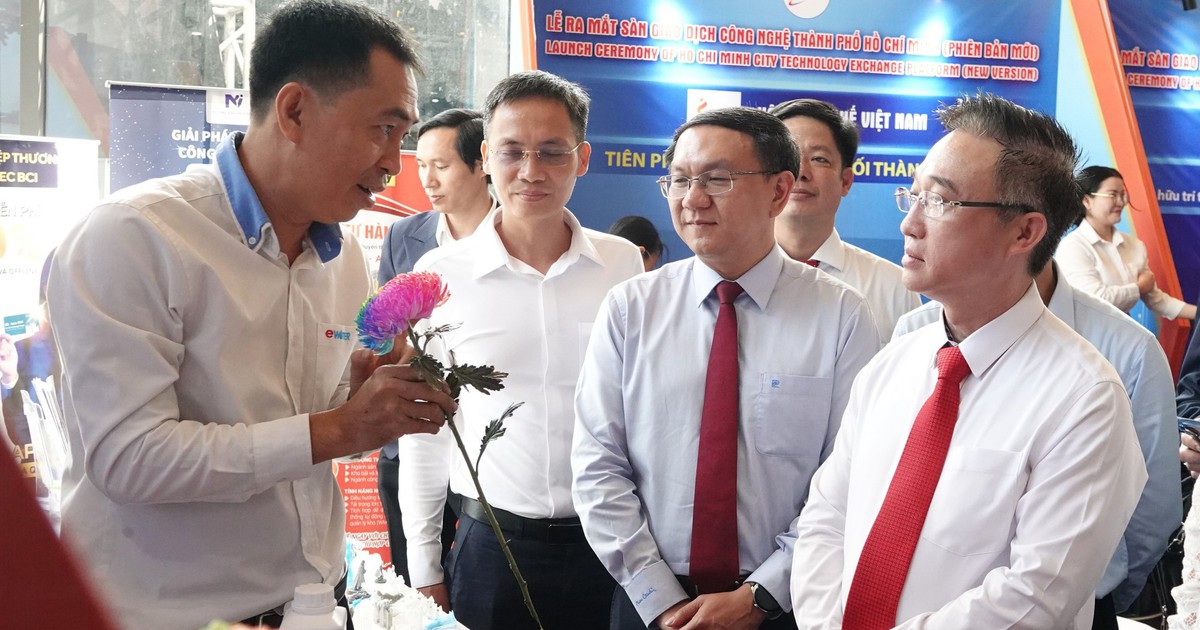 TP.HCM n&acirc;ng cấp s&agrave;n giao dịch c&ocirc;ng nghệ, k&yacute; 12 hợp đồng chuyển giao