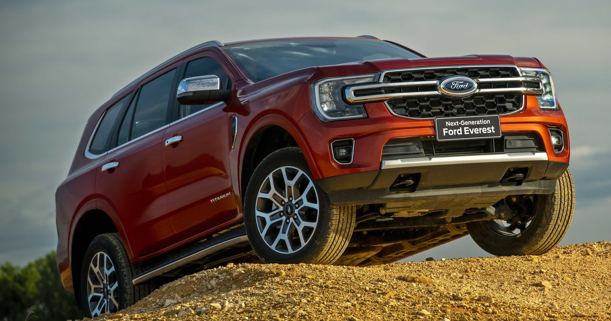 SUV bán chạy nhất của Ford tại Việt Nam dính lỗi phần mềm, triệu hồi 33 xe