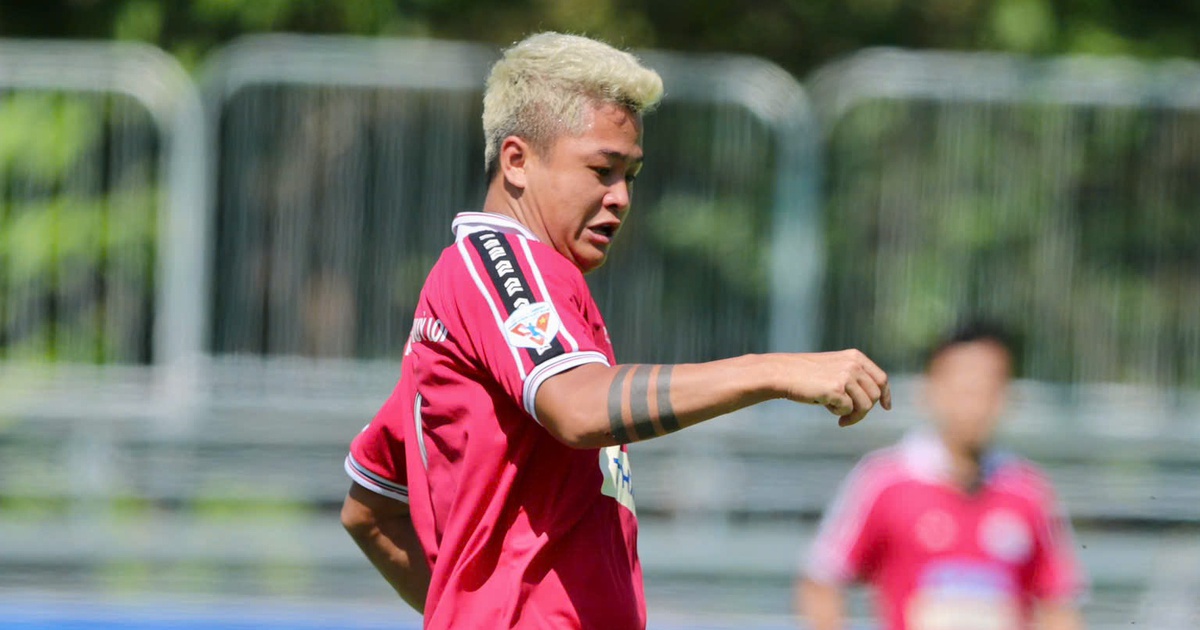 Trung phong Trường ĐH Thủy lợi tiết lộ 'bí kíp' chơi thăng hoa, quyết vô địch TNSV THACO cup 2026