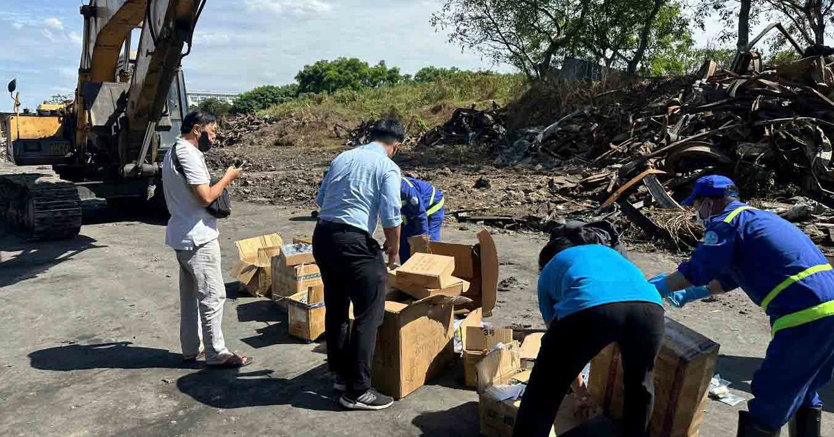 Truy quét hàng giả trên mạng