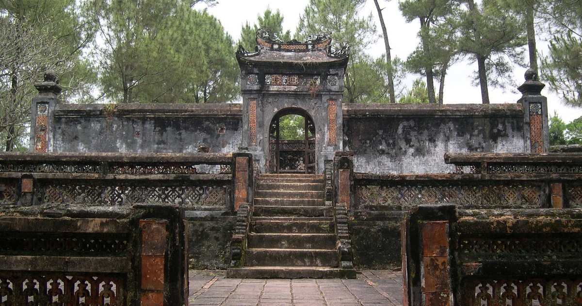 Triều Nguyễn một góc nhìn khác: 8 tháng 'bị làm vua' của Nguyễn Phúc Ưng Đăng