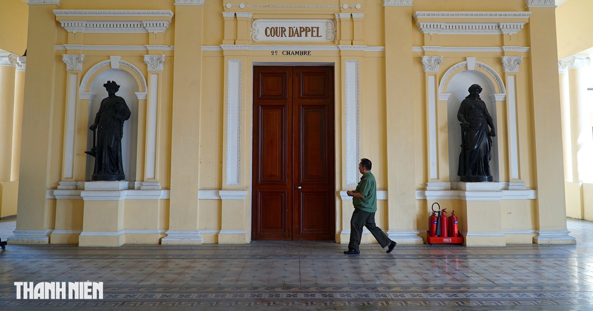 Bên trong Tòa án Nhân dân TP.HCM: Tượng nữ thần công lý và những phù điêu cổ ít người biết