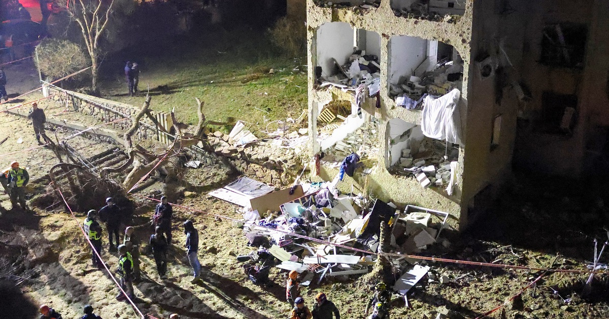 Tên lửa Iran tấn công 2 thị trấn, hệ thống phòng không Israel không ngăn được