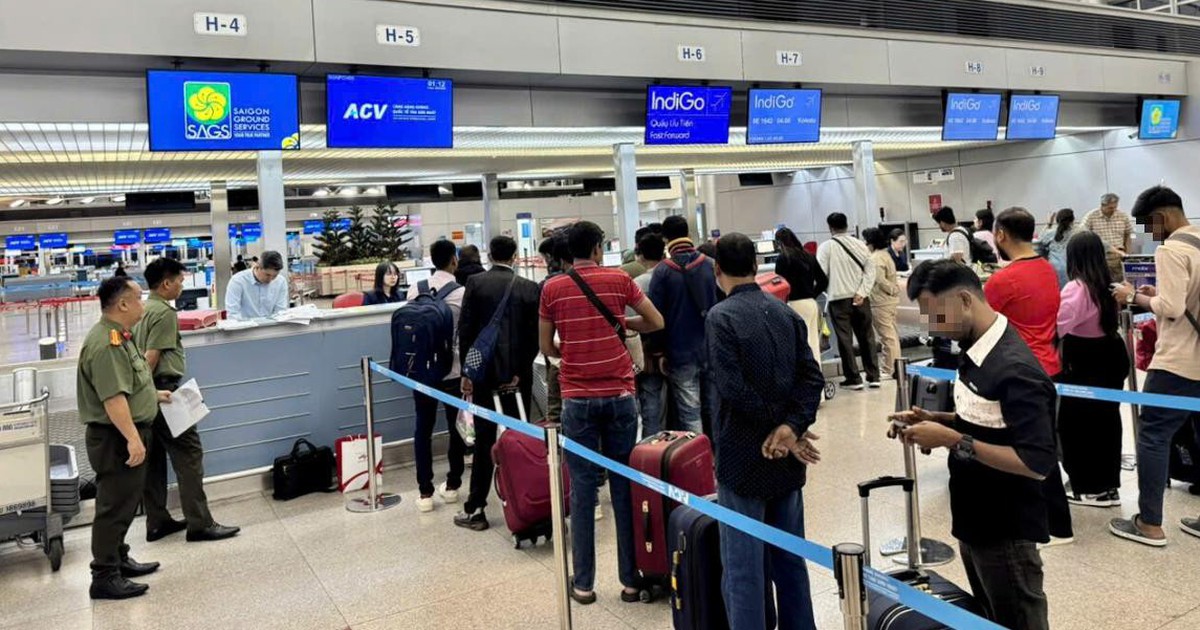 C&ocirc;ng an tỉnh Đồng Nai trục xuất 36 người Bangladesh cư tr&uacute; bất hợp ph&aacute;p