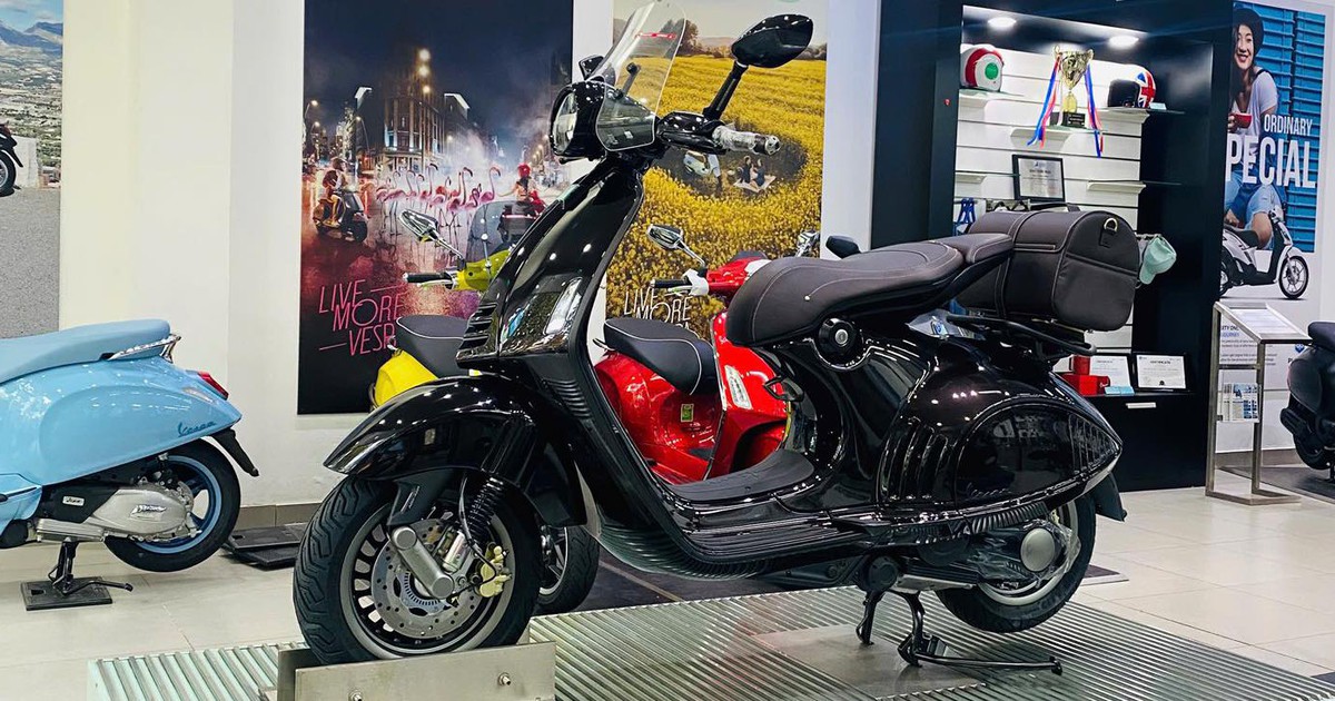 Vespa 946 Horse vừa về Việt Nam đã 'khan hàng', giá hơn nửa tỉ đồng