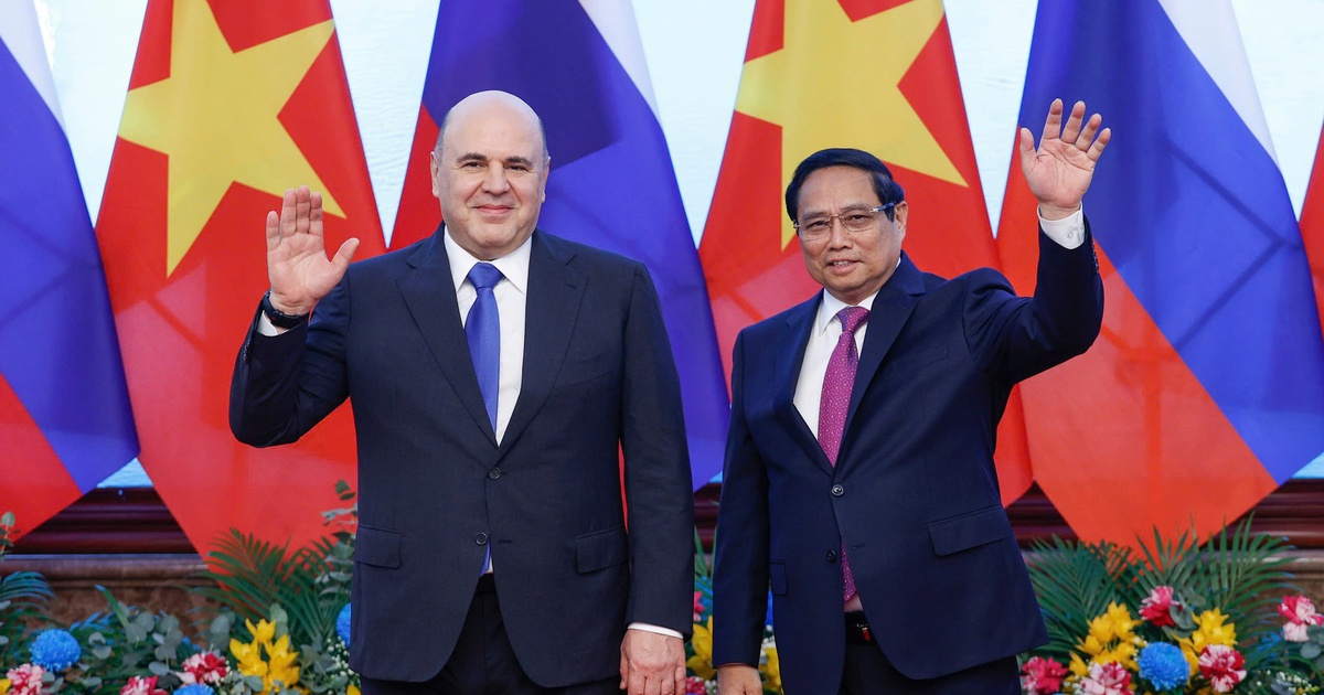 Thủ tướng Phạm Minh Chính có nhiều cuộc trao đổi với lãnh đạo cấp cao Nga