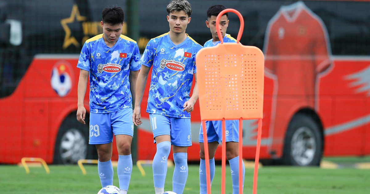 Vì sao cầu thủ Việt kiều Moric bị ‘loại’ khỏi danh sách U.23 Việt Nam?