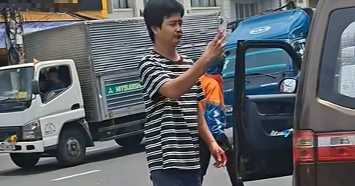 Xác minh clip 2 tài xế xô xát chảy máu đầu ở TP.HCM