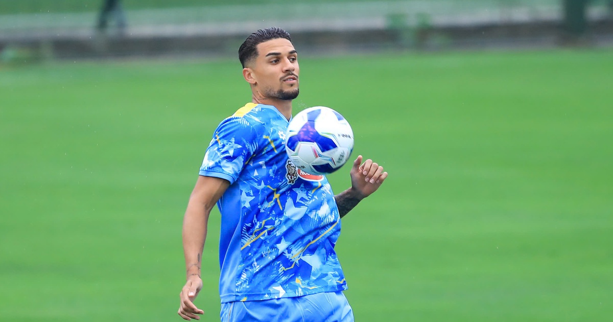 Hàng công đội tuyển Việt Nam bùng nổ với cặp 'song hoàng' Hoàng Đức - Hoàng Hên?