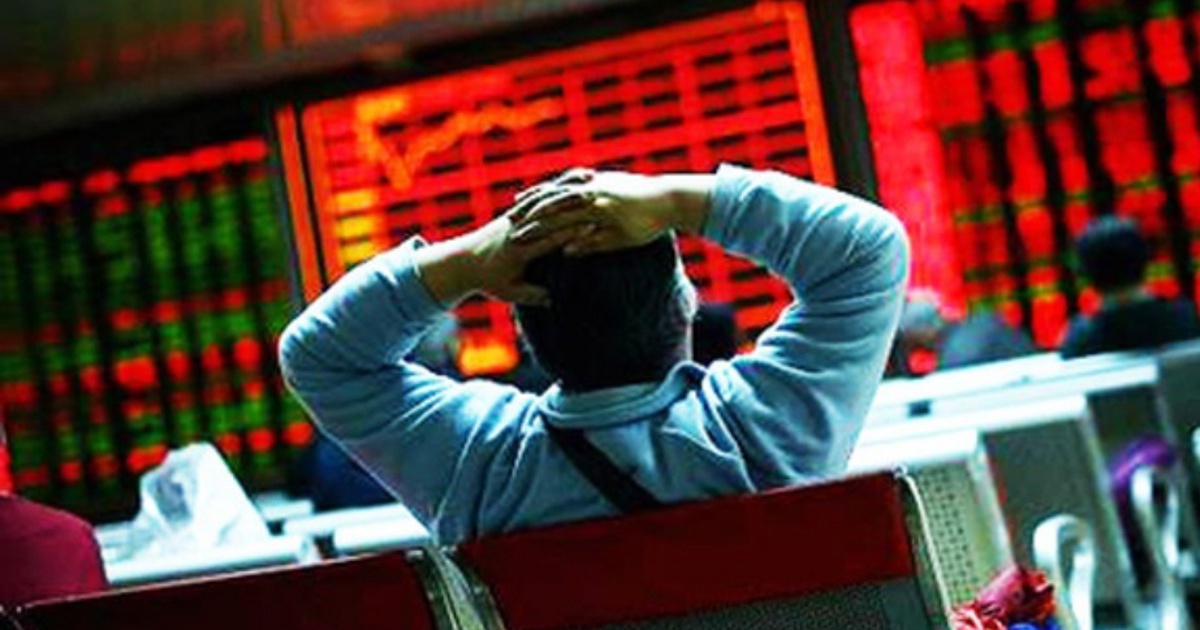 Cổ phiếu bị bán tháo đẩy VN-Index lao dốc xuống dưới 1.600 điểm