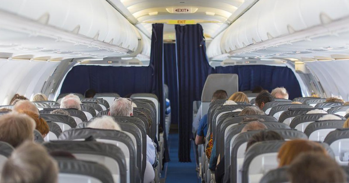 'Sốc' với cách giữ thi thể hành khách tử vong trên chuyến bay