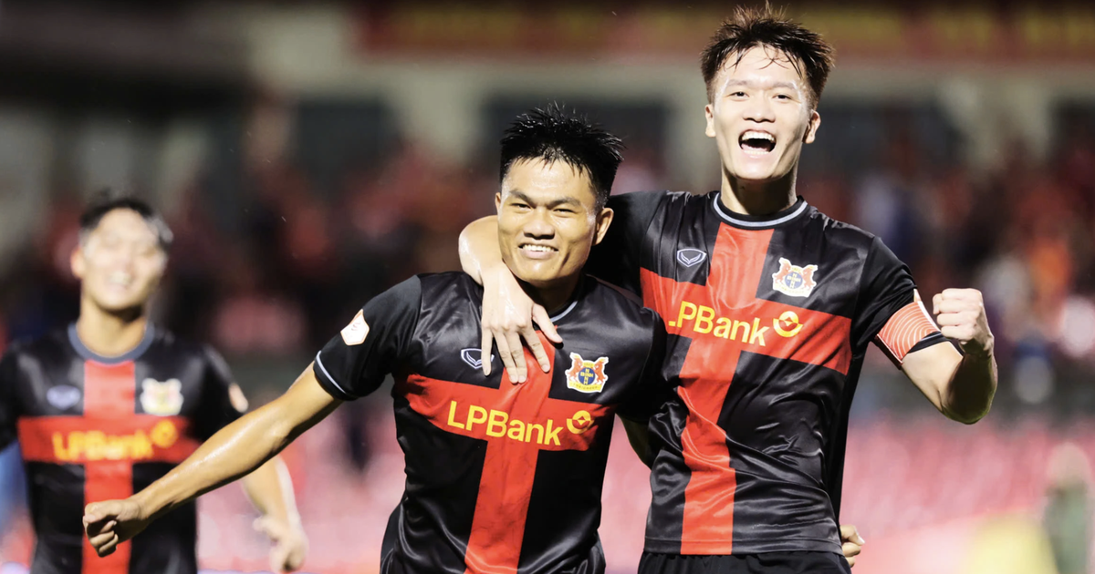 'Cánh chim lạ' ở đội tuyển Việt Nam: Thay Tiến Linh sút tung lưới Malaysia, Bangladesh?