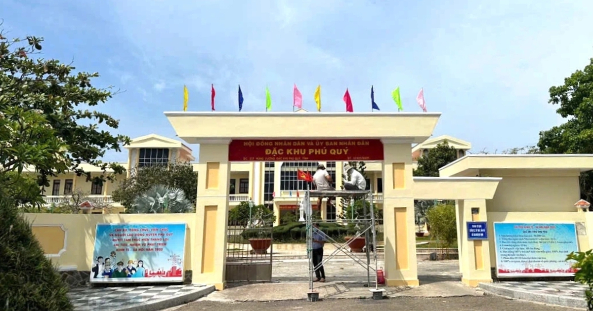 Vì sao lãnh đạo đặc khu Phú Quý đề xuất tăng phụ cấp?