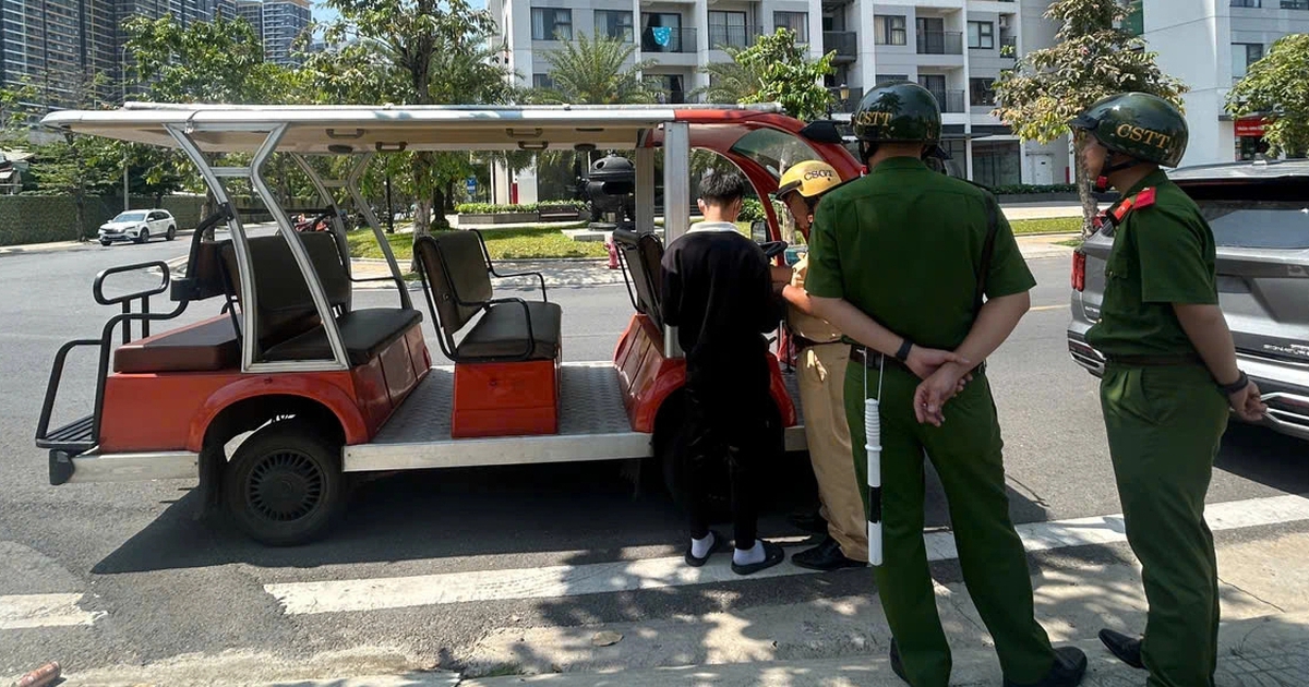 Xử lý xe điện du lịch "3 không" tự ý chở khách trong khu dân cư ở TP.HCM