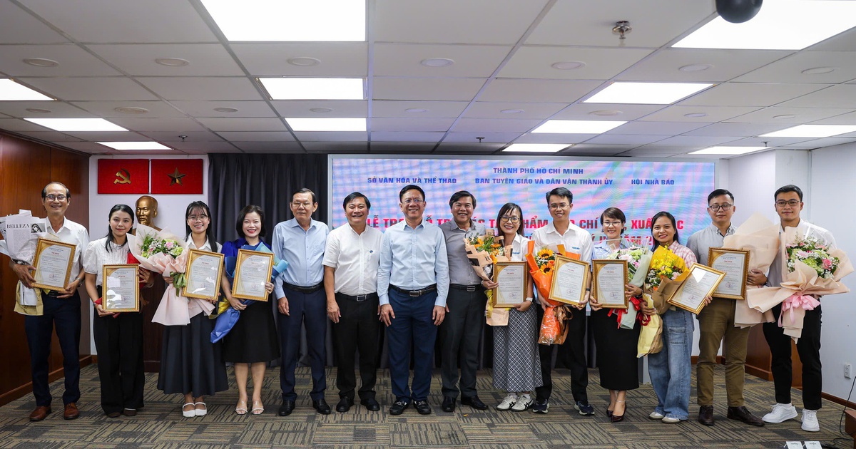 TP.HCM khen thưởng 10 tác phẩm xuất sắc của Báo Thanh Niên