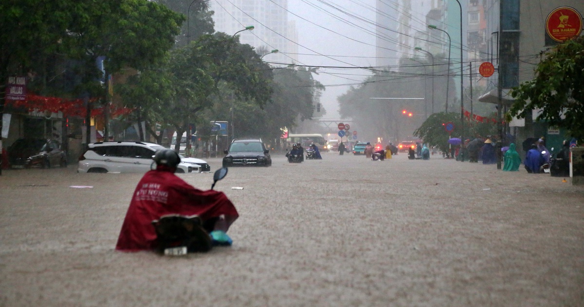 Đề xuất mô hình "thành phố bọt biển" ở nội đô Hà Nội để chống úng ngập