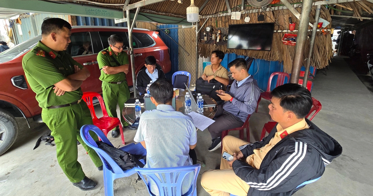 Xử phạt bãi xe đường Võ Chí Công: Buộc tháo dỡ, không cấp điểm kinh doanh