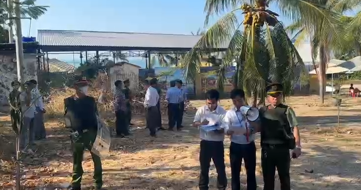 Cưỡng chế thu hồi đất lấn chiếm tại Mũi Né