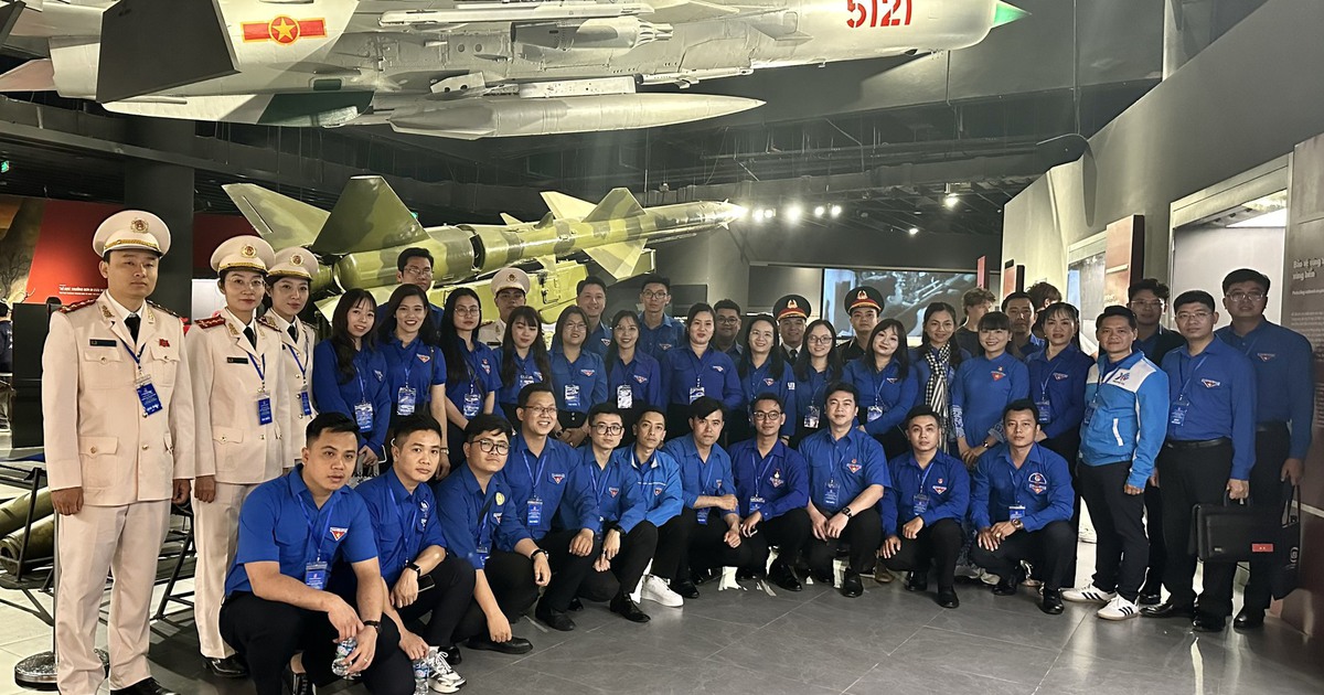 Ấn tượng khó phai của 100 cán bộ Đoàn tiêu biểu cả nước