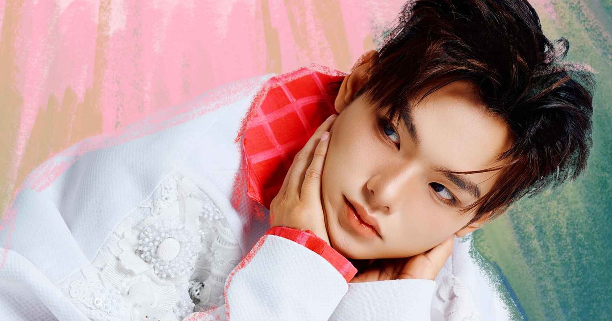 Buitruonglinh tổ chức live concert riêng sau Anh trai 'say hi'