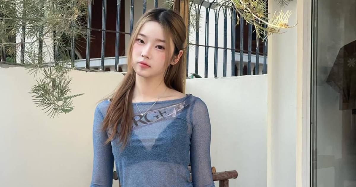 Khoe dáng đầy tinh tế với áo vải sheer