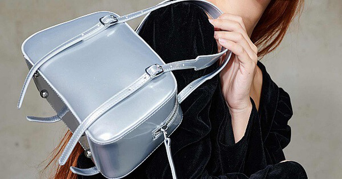 Túi xách sắc bạc, điểm nhấn kiêu kỳ cho quý cô sành điệu