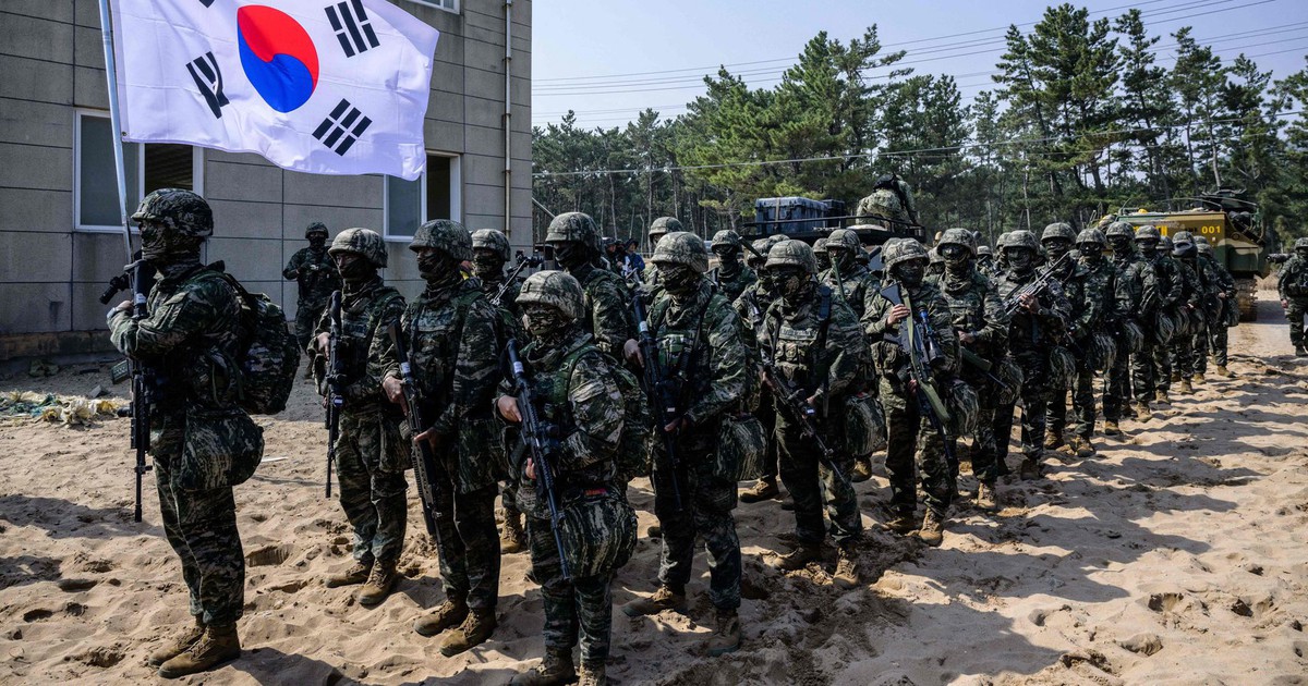 Hàn Quốc muốn lấy lại quyền chỉ huy thời chiến từ Mỹ, cải tổ nghĩa vụ quân sự