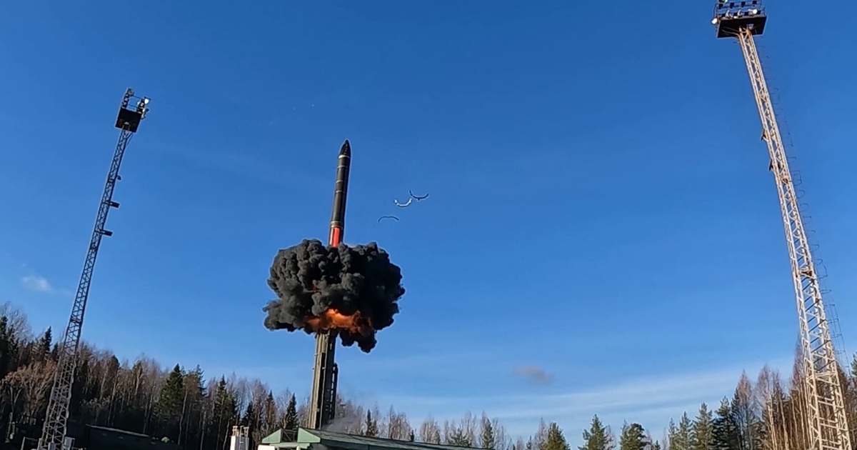 Các nước sở hữu vũ khí hạt nhân đều tăng cường sản xuất, triển khai