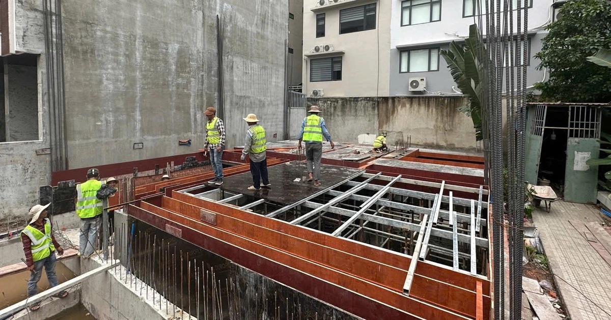 Chật vật xây, sửa nhà thời “bão giá”