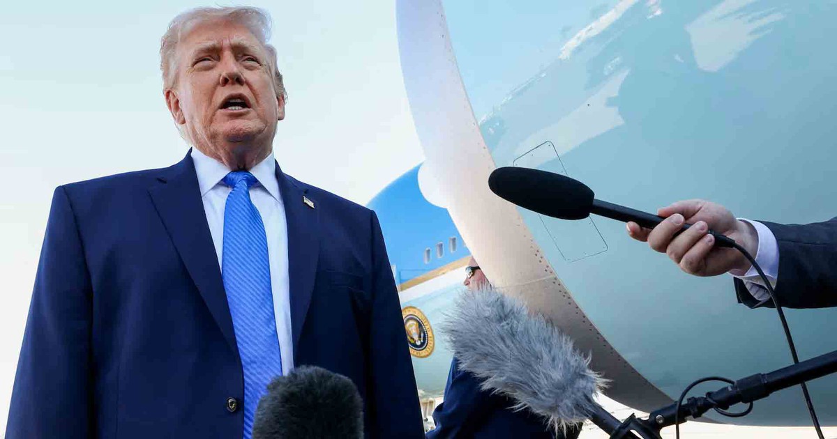 Tổng thống Trump 'vừa đàm vừa đánh' với Iran như thế nào?